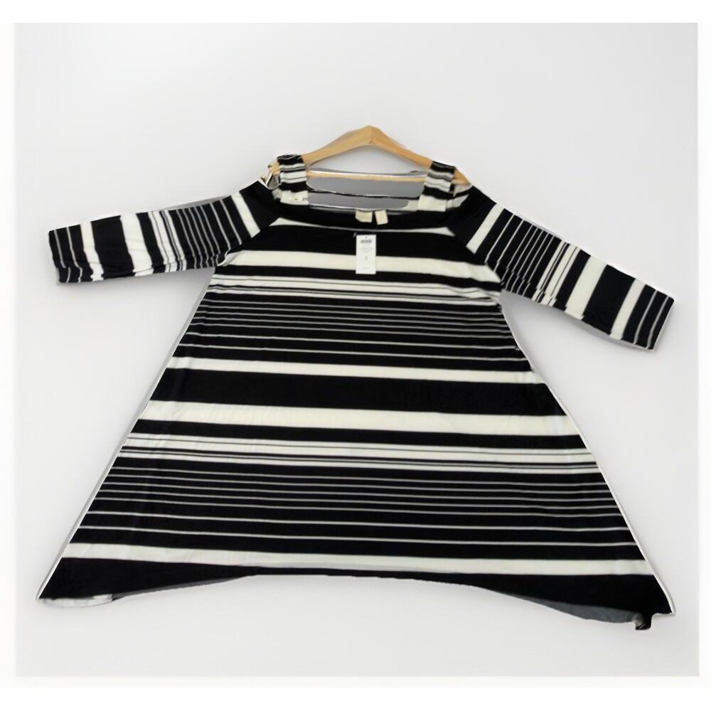 Chico's Black White Stripe Cold Shoulder Sharkbite Top 3/4 Sleeve Knit 3 NWT